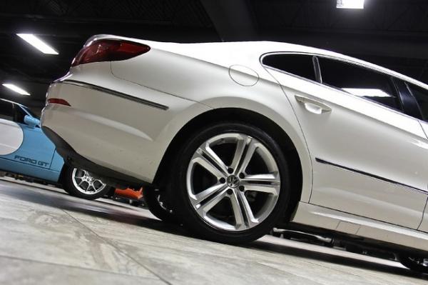 New-2012-Volkswagen-CC-R-Line