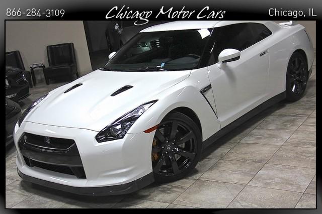 Used-2010-Nissan-GT-R-Premium