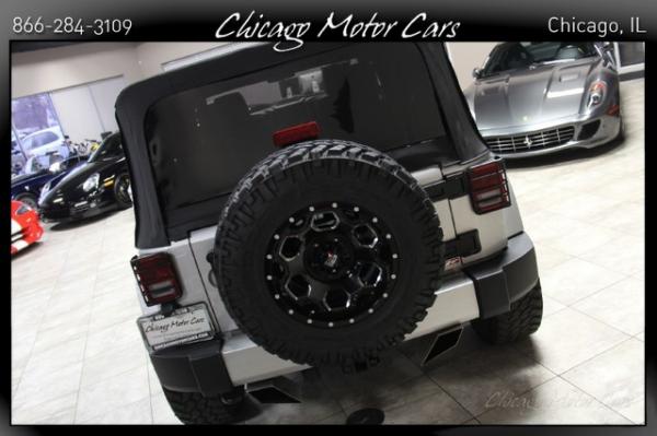 Used-2011-Jeep-Wrangler-Unlimited-Sahara