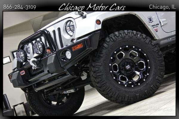 Used-2011-Jeep-Wrangler-Unlimited-Sahara