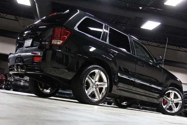 New-2010-Jeep-Grand-Cherokee-SRT-8