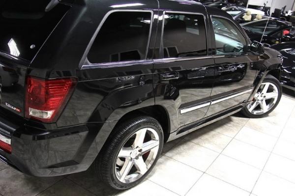 New-2010-Jeep-Grand-Cherokee-SRT-8