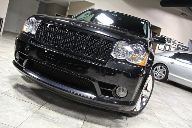 New-2010-Jeep-Grand-Cherokee-SRT-8