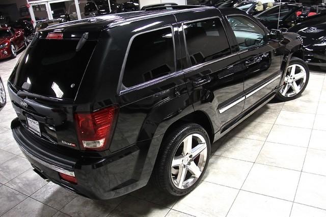 New-2010-Jeep-Grand-Cherokee-SRT-8