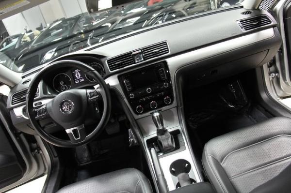 New-2013-Volkswagen-Passat-TDI-SE-wSunroof---Nav