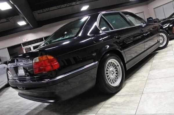 New-2000-BMW-740iL