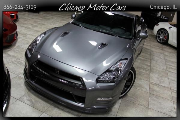 Used-2012-Nissan-GT-R-Black-Edition