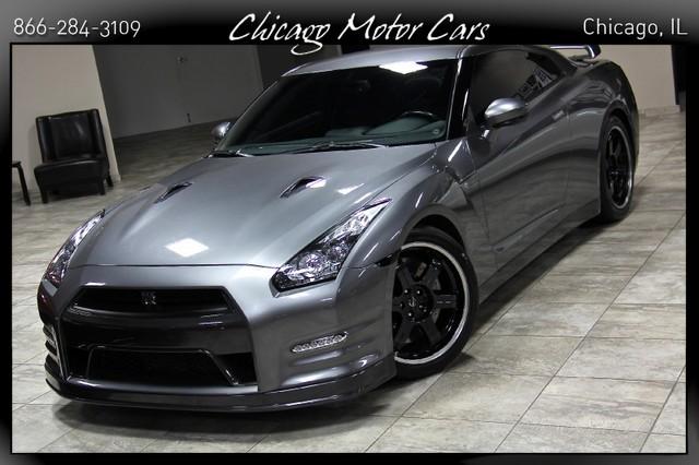 Used-2012-Nissan-GT-R-Black-Edition