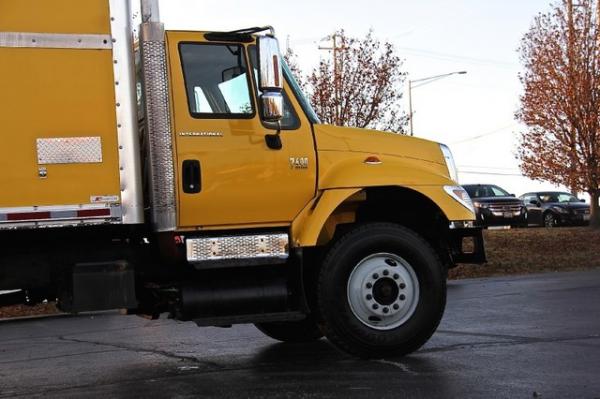 New-2007-International-7400