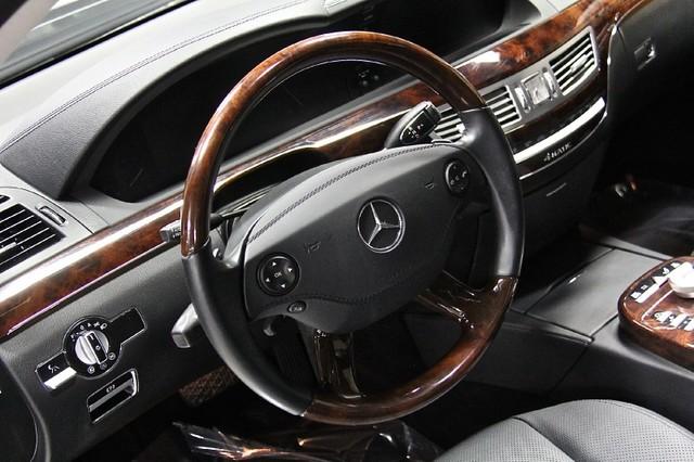 New-2009-Mercedes-Benz-S550-4Matic