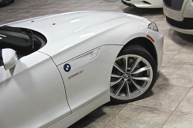 New-2011-BMW-Z4-sDrive35i-sDrive35i