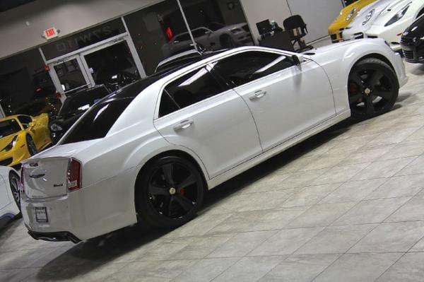 New-2012-Chrysler-300-SRT8