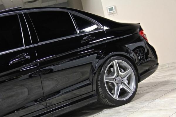 New-2009-Mercedes-Benz-C63-AMG-C63-AMG