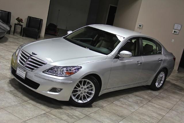 New-2009-Hyundai-Genesis