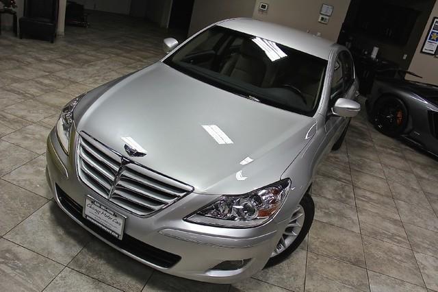 New-2009-Hyundai-Genesis