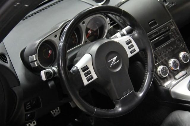 New-2007-Nissan-350Z-wBlack-Top