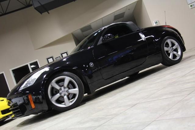 New-2007-Nissan-350Z-wBlack-Top