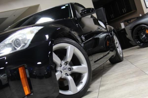 New-2007-Nissan-350Z-wBlack-Top