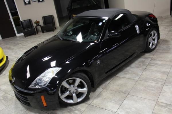 New-2007-Nissan-350Z-wBlack-Top