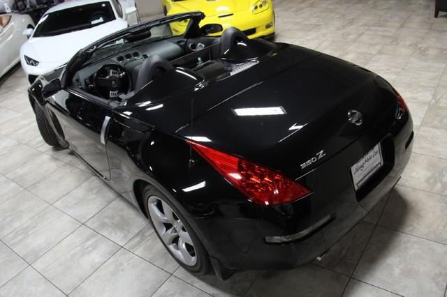 New-2007-Nissan-350Z-wBlack-Top