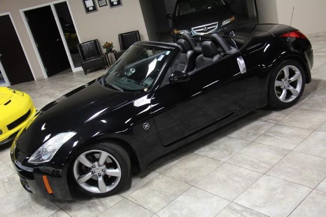 New-2007-Nissan-350Z-wBlack-Top