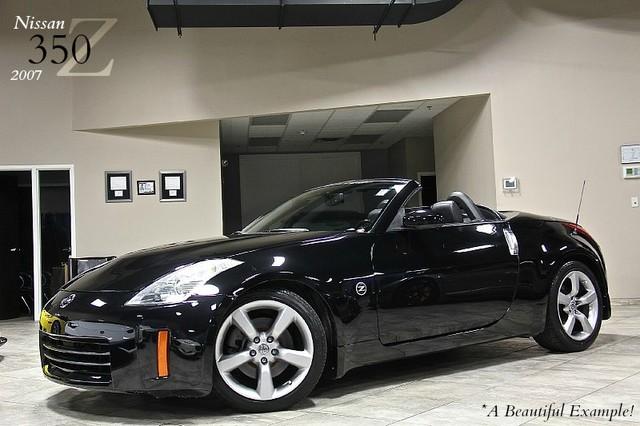 New-2007-Nissan-350Z-wBlack-Top