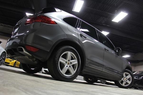 New-2012-Porsche-Cayenne