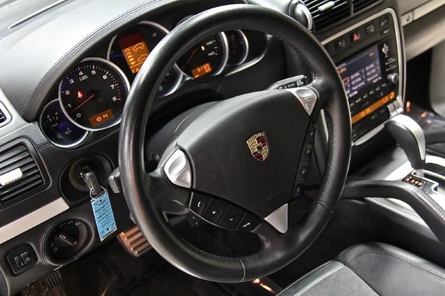 New-2010-Porsche-Cayenne-GTS