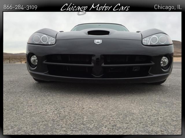 Used-2004-Dodge-Viper-SRT10