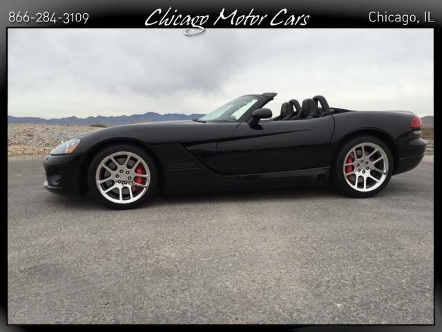 Used-2004-Dodge-Viper-SRT10