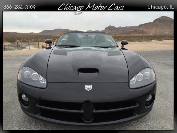 Used-2004-Dodge-Viper-SRT10