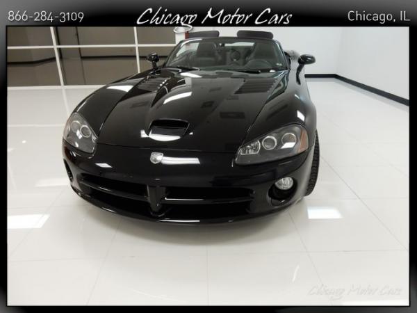 Used-2004-Dodge-Viper-SRT10