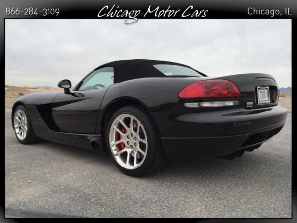 Used-2004-Dodge-Viper-SRT10