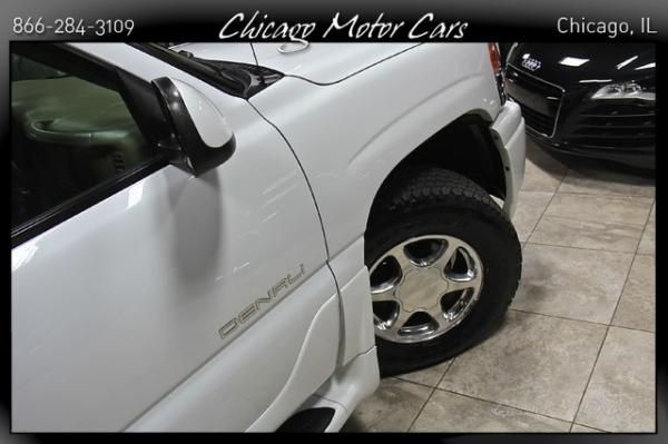 Used-2002-GMC-Yukon-Denali-AWD