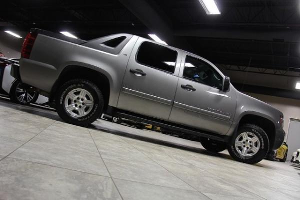 New 2007 Chevrolet Avalanche LS 4WD for sale Sold at Chicago Motor Cars in West Chicago IL 60185 6