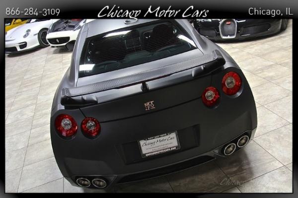 Used-2009-Nissan-GT-R-Premium