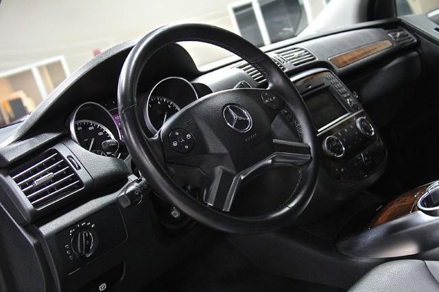 New-2011-Mercedes-Benz-R350-4-Matic-R350