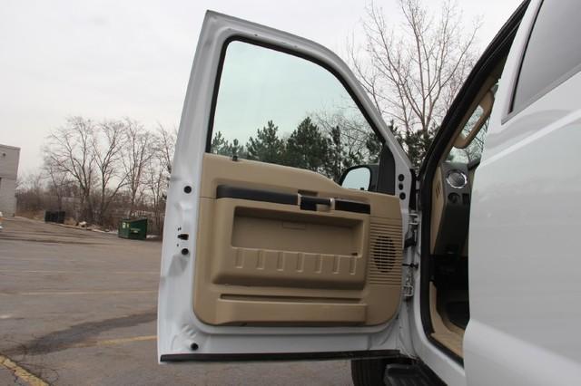 New-2008-Ford-Super-Duty-F-350-Lariat-DRW