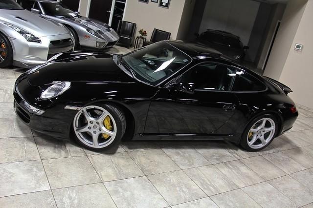 New-2005-Porsche-911-Carrera-S