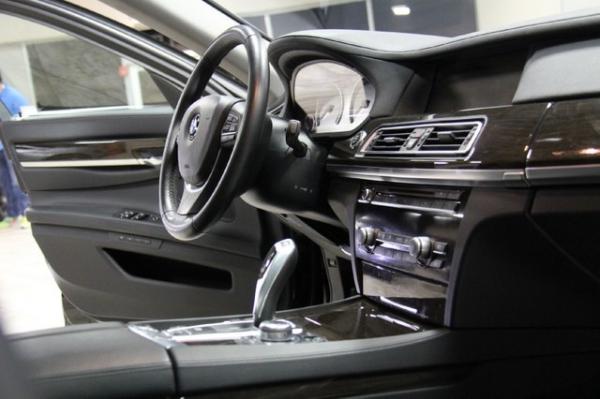 New-2012-BMW-740Li