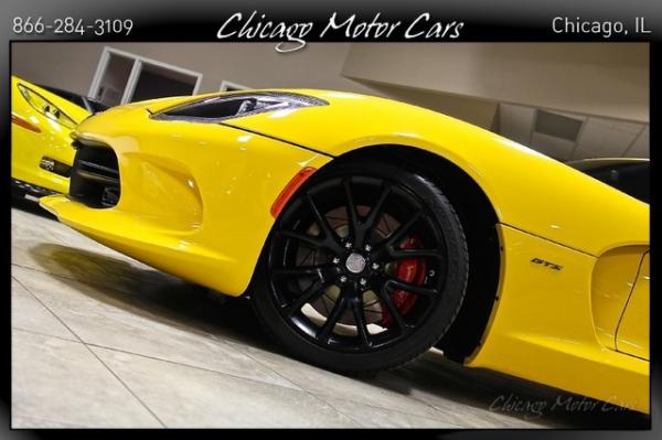 Used-2014-Dodge-Viper-GTS