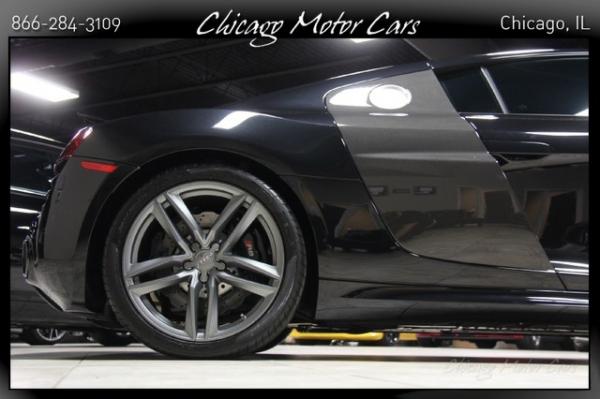 Used 2014 Audi R8 V10 Quattro for sale Sold at Chicago Motor Cars in West Chicago IL 60185 2