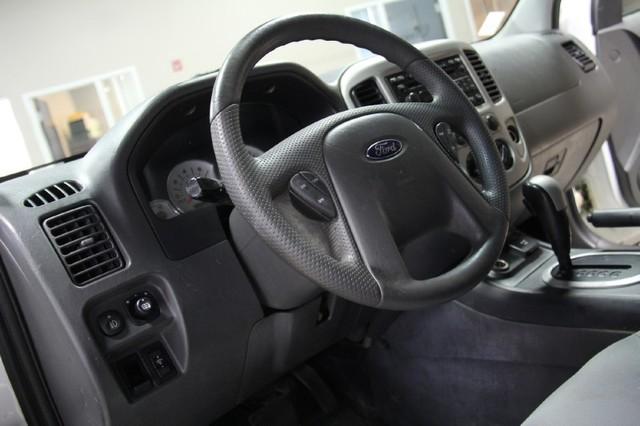 New-2006-Ford-Escape-Hybrid