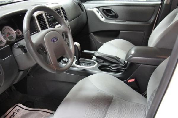 New-2006-Ford-Escape-Hybrid