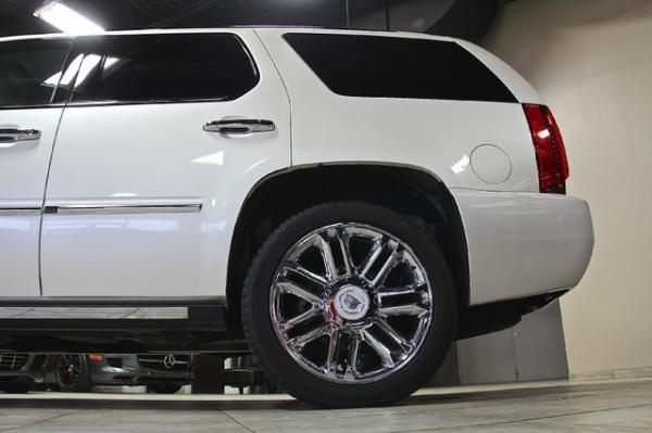 New-2009-Cadillac-Escalade-Platinum-Edition