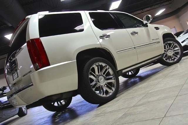 New-2009-Cadillac-Escalade-Platinum-Edition