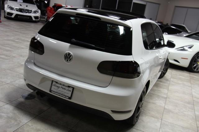 New-2011-Volkswagen-Golf