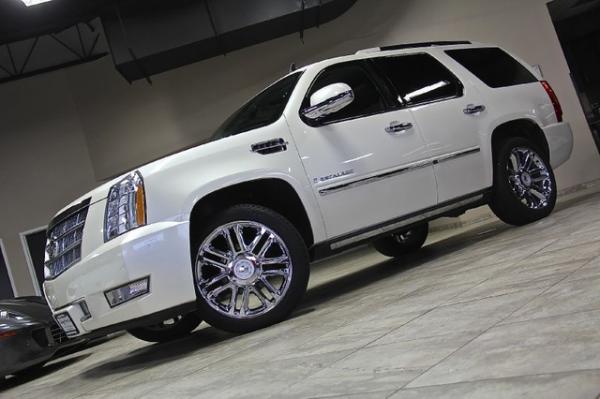 New 2009 Cadillac Escalade Platinum Edition for sale Sold at Chicago Motor Cars in West Chicago IL 60185 2