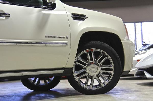 New-2009-Cadillac-Escalade-Platinum-Edition