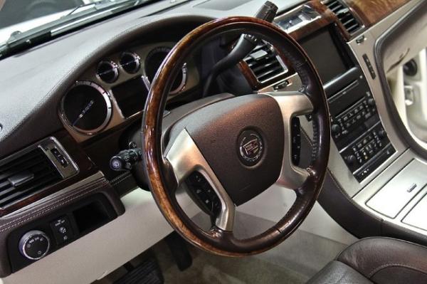 New-2009-Cadillac-Escalade-Platinum-Edition